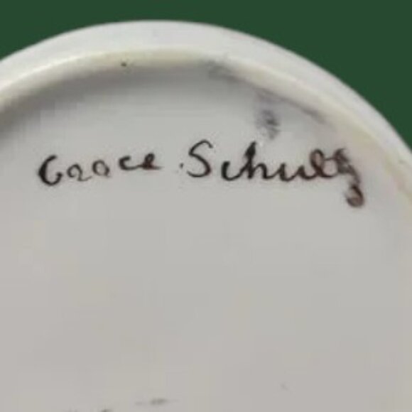 VTG Hand Painted Porcelain Teapot Signed Grace Schultz The Homestead in Winter - Picture 8 of 9